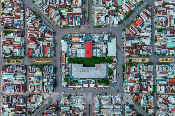 Độc đáo giá trị kiến trúc chợ Long Hoa