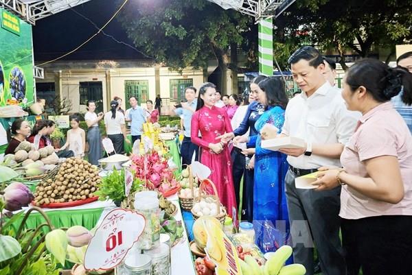 Thái Nguyên đẩy mạnh kết nối tiêu thụ na La Hiên và nông sản chủ lực