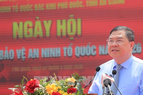 Phó Thủ tướng Thường trực Phạm Gia Túc: Xây dựng đặc khu Phú Quốc thành đơn vị kiểu mẫu về an ninh, trật tự