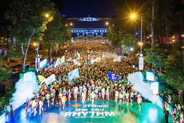 Khoảnh khắc bùng nổ tại VPBank Ho Chi Minh City Music Half Marathon 2026