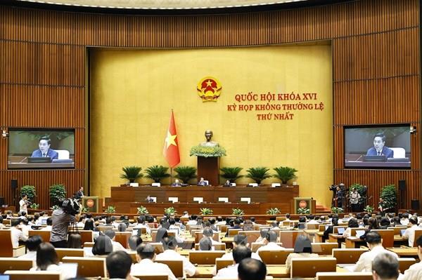 Kỳ họp không thường lệ thứ Nhất, Quốc hội khóa XVI: Bảo vệ quyền lợi của lao động Việt Nam đi làm việc ở nước ngoài