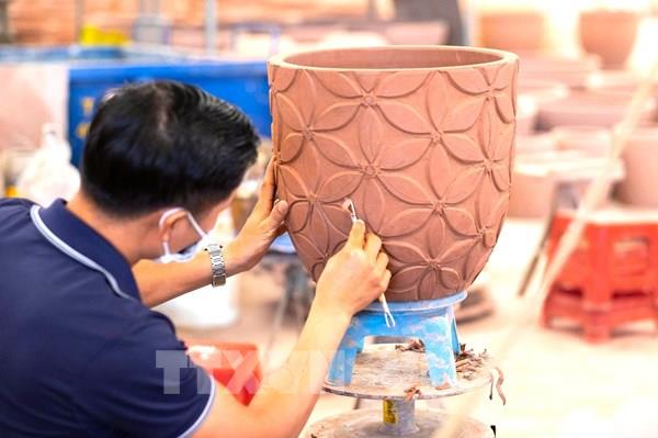 Đưa gốm Bình Dương vào mạng lưới thủ công sáng tạo thế giới
