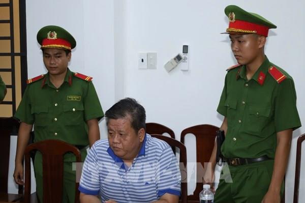 Khởi tố Chủ tịch Hội đồng quản trị, Giám đốc Công ty cổ phần Mekolor