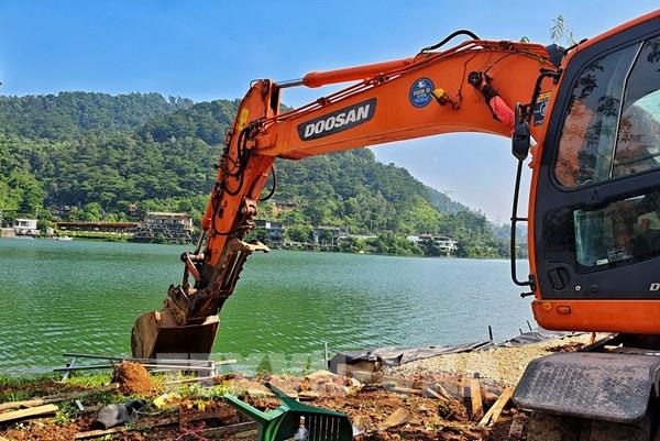 Hà Nội ra quân giải tỏa vi phạm trong phạm vi bảo vệ công trình thủy lợi hồ Đồng Đò