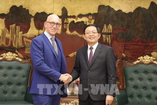 Thúc đẩy hợp tác về bán dẫn và công nghệ y - sinh học với đối tác Hoa Kỳ