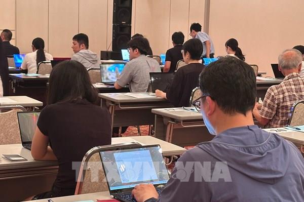 Lần đầu tổ chức thi tiếng Việt trên máy tính ở nước ngoài
