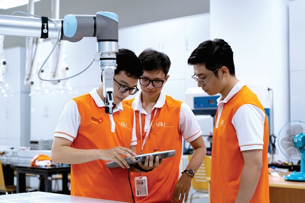 VGU mở nhận hồ sơ học bổng toàn phần: Bật mí bí quyết săn suất 100%