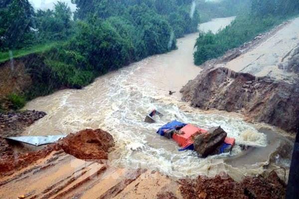 Mưa lớn gây ngập lụt cục bộ nhiều nơi tại Hà Tĩnh