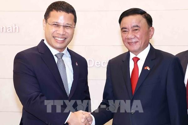 Ủy viên Bộ Chính trị, Thường trực Ban Bí thư Trần Cẩm Tú gặp Chủ tịch Đảng Hành động Nhân dân, Bộ trưởng Bộ Giáo dục Singapore