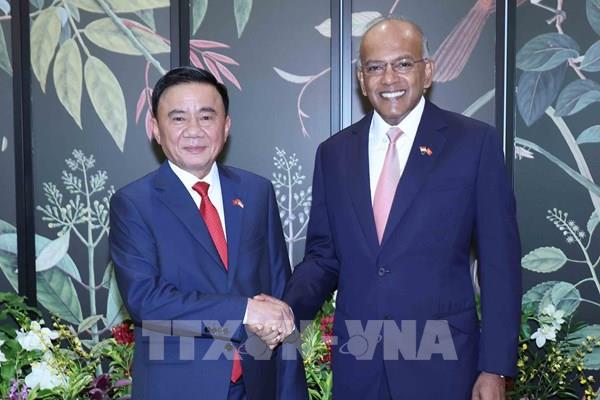 Thường trực Ban Bí thư Trần Cẩm Tú gặp Bộ trưởng Cao cấp Singapore K. Shanmugam