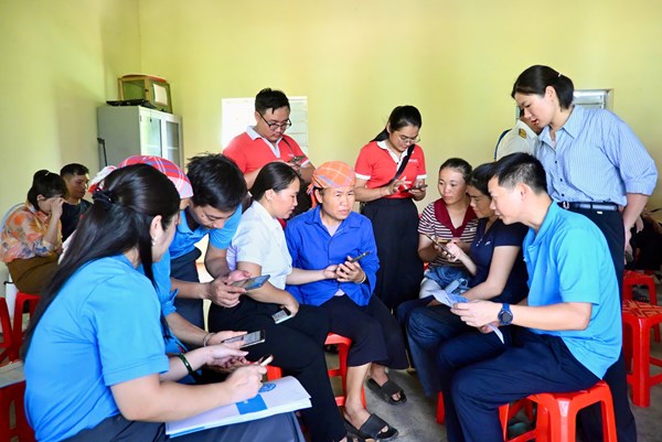 Dương Quỳ đẩy mạnh phong trào “Bình dân học vụ số”