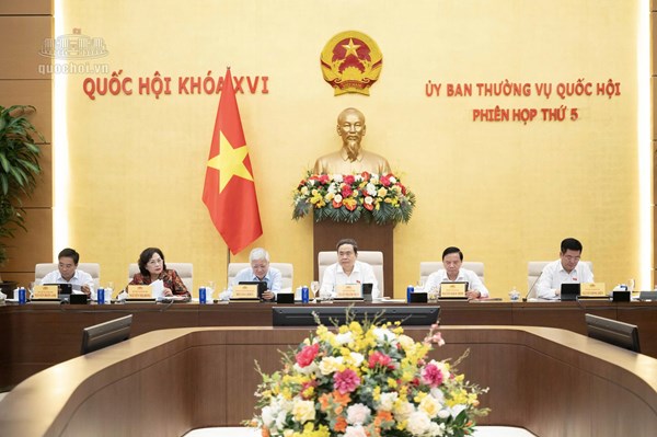 Tháo gỡ điểm nghẽn trong lĩnh vực công nghiệp và thương mại, bảo vệ người tiêu dùng