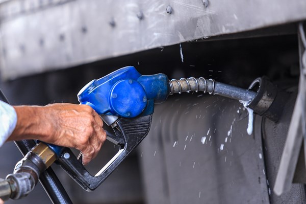Yêu cầu doanh nghiệp không để gián đoạn nguồn cung xăng dầu dịp 2/9