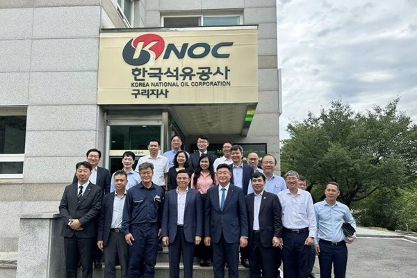 Việt Nam học hỏi kinh nghiệm Hàn Quốc về dự trữ dầu
