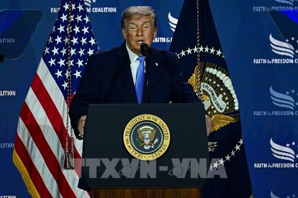 Tổng thống Donald Trump ký sắc lệnh mở đường thành lập Học viện Không gian Mỹ