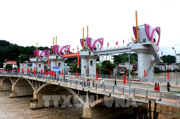 Khánh thành đập dâng nước tạo cảnh quan trên sông Lô
