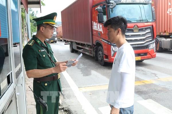 Giữ nhịp thông quan hàng hóa qua cửa khẩu Lạng Sơn dịp 2/9