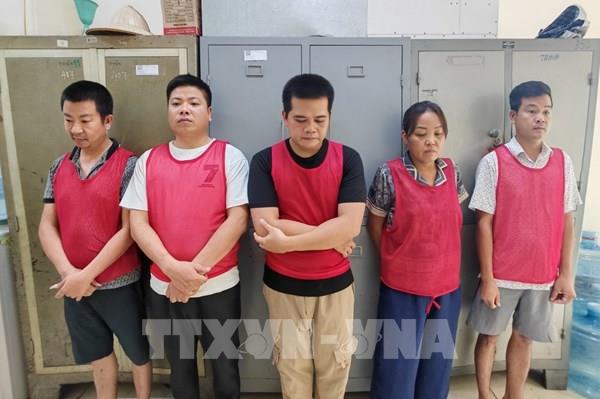 Khởi tố 5 đối tượng liên quan vụ đổ trái phép hơn 33.500 tấn chất thải xây dựng