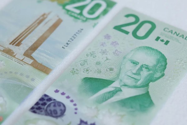 Canada công bố tờ tiền mới có tính năng bảo mật cao