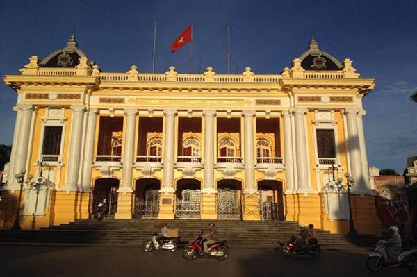 Hà Nội nghiên cứu 4 tầng hầm quanh Nhà hát Lớn