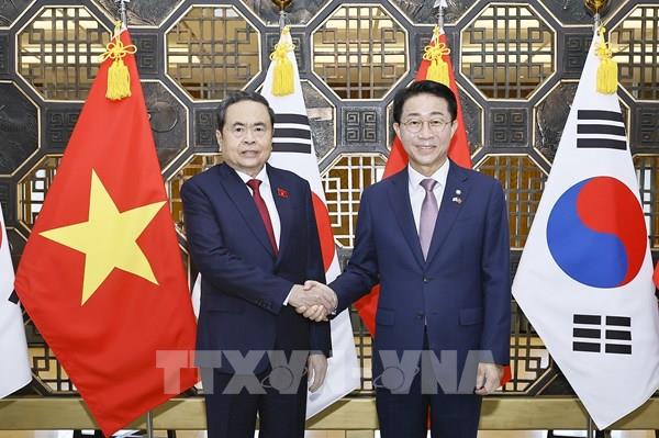 Chủ tịch Quốc hội Trần Thanh Mẫn hội đàm với Chủ tịch Quốc hội Hàn Quốc Cho Jeong Sik