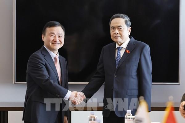 Chủ tịch Quốc hội Trần Thanh Mẫn tiếp lãnh đạo một số tập đoàn lớn của Hàn Quốc