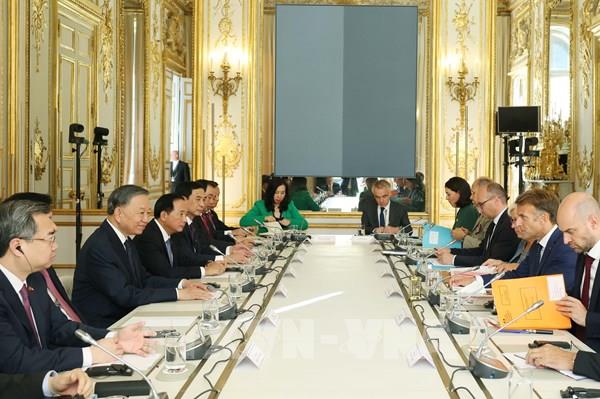 Tổng Bí thư, Chủ tịch nước Tô Lâm hội đàm với Tổng thống Emmanuel Macron
