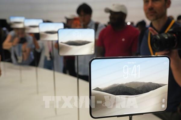 Điện thoại màn hình gập của Apple mở ra cơ hội cho các nhà sản xuất Nhật Bản