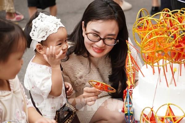 Sắc màu Trung thu phố cổ Hà Nội