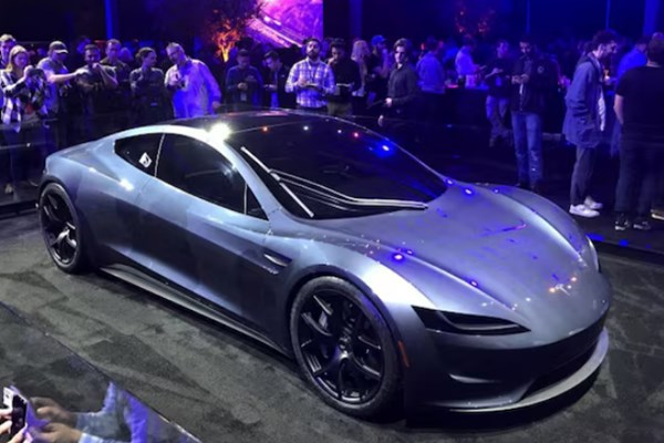 Tesla sắp ra mắt mẫu Roadster thế hệ mới