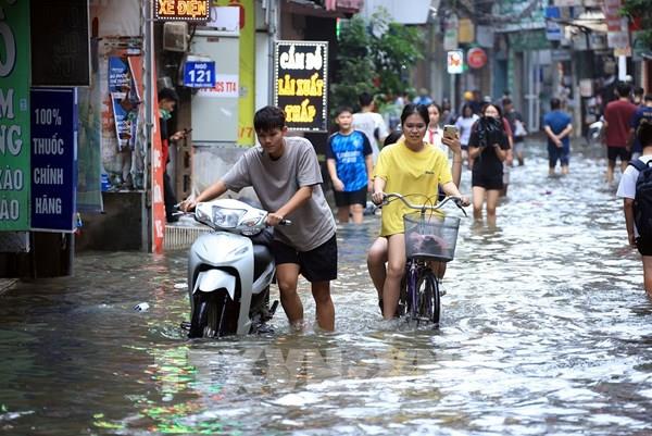 Lũ nhiều sông tiếp tục ở mức cao, Bắc Bộ và Bắc Trung Bộ còn mưa lớn