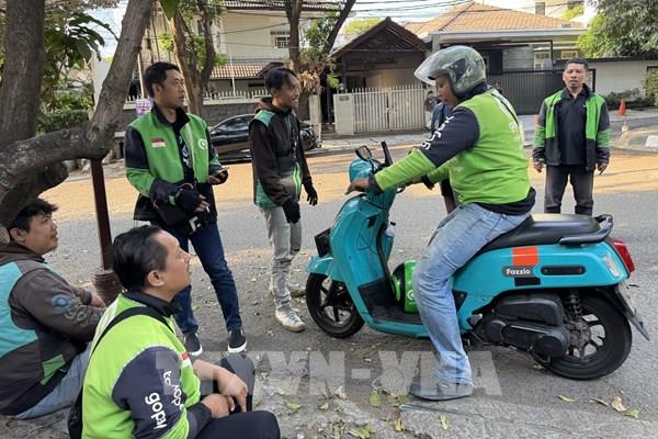Chính sách 8% và thu nhập thực tế của tài xế công nghệ tại Indonesia