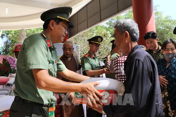 Đồng Tháp lan tỏa nghĩa tình từ mô hình “Ba đồng hành”