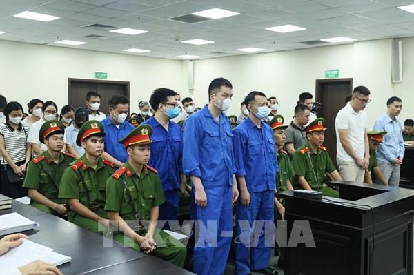 Xét xử 29 bị cáo trong dây chuyền sản xuất 426 lô sản phẩm sữa giả