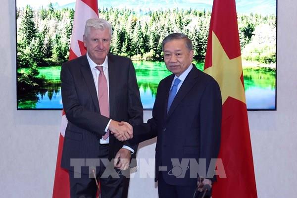 Tổng Bí thư, Chủ tịch nước Tô Lâm tiếp một số doanh nghiệp, tập đoàn tại Canada