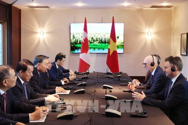 Tổng Bí thư, Chủ tịch nước Tô Lâm tiếp Hiệu trưởng Trường Đại học Concordia (Canada)