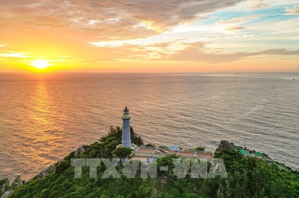  Mũi Đại Lãnh - nơi đón bình minh từ phía biển