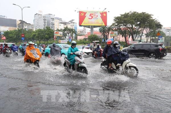 Mưa lớn ở Huế và Đà Nẵng sẽ giảm dần từ ngày 9/10