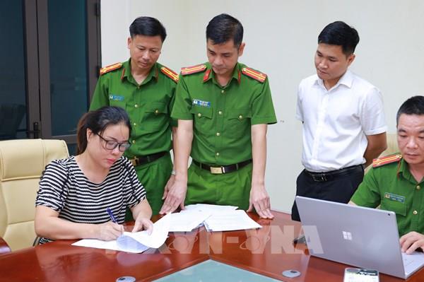 Bắt tạm giam nguyên kế toán giả mạo chữ ký, chiếm đoạt hơn 30 tỷ đồng
