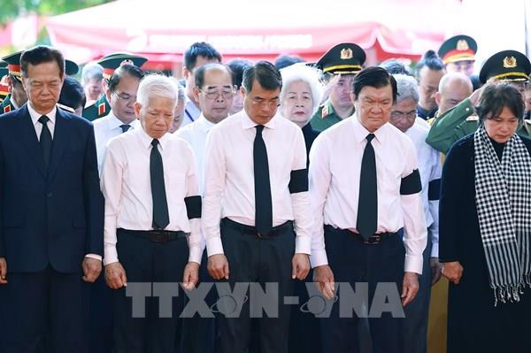 Hình ảnh Lễ viếng, truy điệu và an táng hài cốt liệt sĩ tại Công viên Lê Thị Riêng
