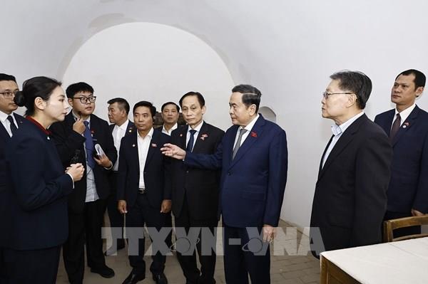 Chủ tịch Quốc hội Trần Thanh Mẫn thăm di tích lịch sử cách mạng tại tỉnh Thiểm Tây, Trung Quốc