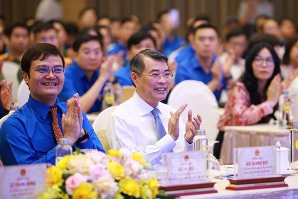 Thủ tướng đối thoại với thanh niên về khởi nghiệp, đổi mới sáng tạo