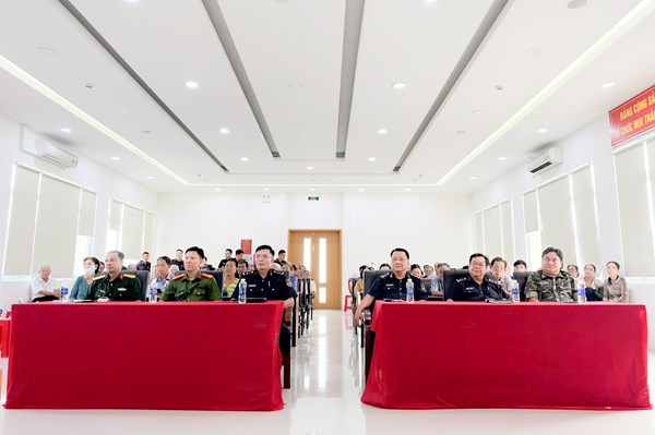 Cục Hải quan tuyên truyền phòng, chống ma túy tại hai cửa khẩu ở An Giang
