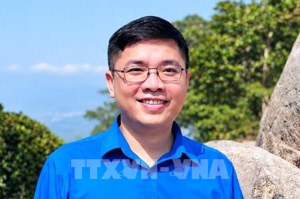 Đưa Nghị quyết vào thực tiễn -  trách nhiệm của mỗi cán bộ, đảng viên