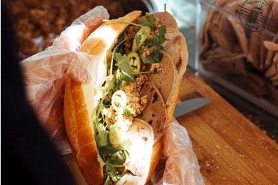 Phát hiện vi khuẩn Salmonella spp. trong mẫu thực phẩm vụ ngộ độc bánh mì