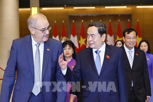 Chủ tịch Quốc hội Trần Thanh Mẫn hội kiến Tổng thống Thụy Sĩ Guy Parmelin