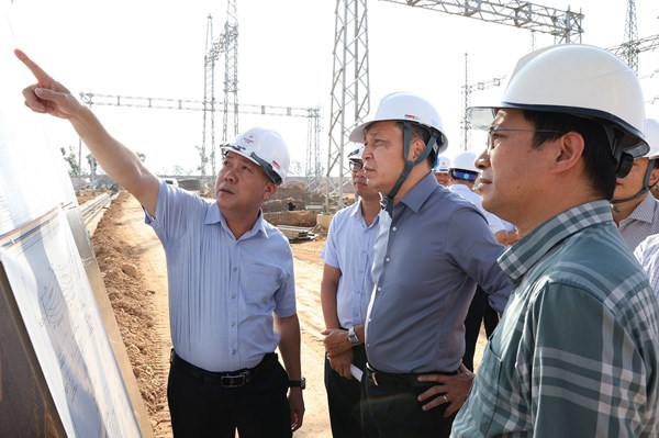 Lãnh đạo EVN kiểm tra các dự án truyền tải điện khu vực phía Bắc