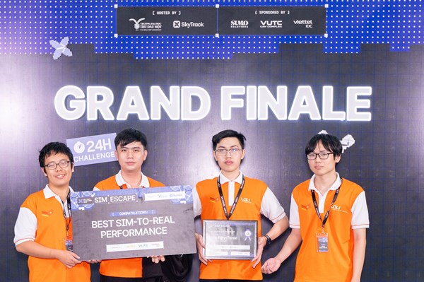 Vượt 119 đội thi, sinh viên Việt Đức chinh phục giải thưởng công nghệ