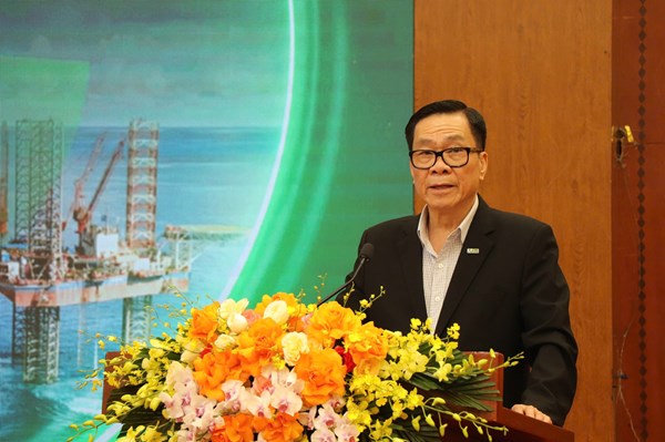 Năng lượng sạch trước yêu cầu tăng trưởng kinh tế hai con số