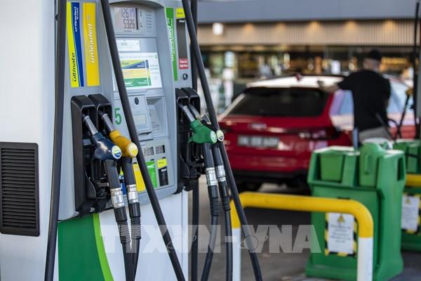 Australia “gánh” chi phí nhập khẩu dầu diesel tăng cao nhất thế giới